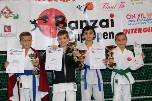 banzai 2013-0337.JPG --- erstellt mit toms-galerie V1.3 - www.tomshaus.de